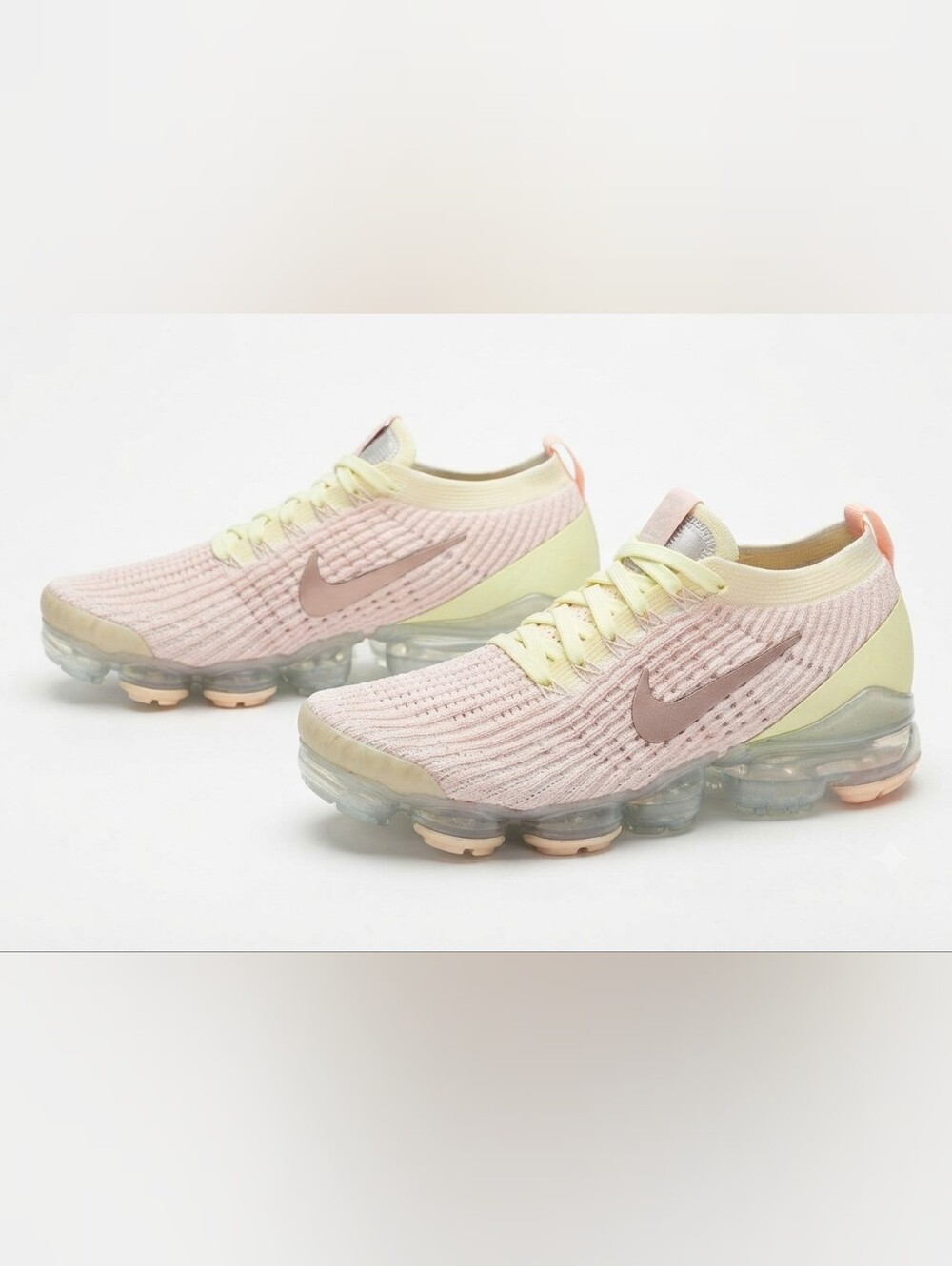 Nike Air VaporMax 3.0 BarelyVolt Pink Blast Running ShoesAJ6910-700 Womens 9
